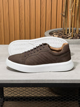 Sneaker Line True Hero