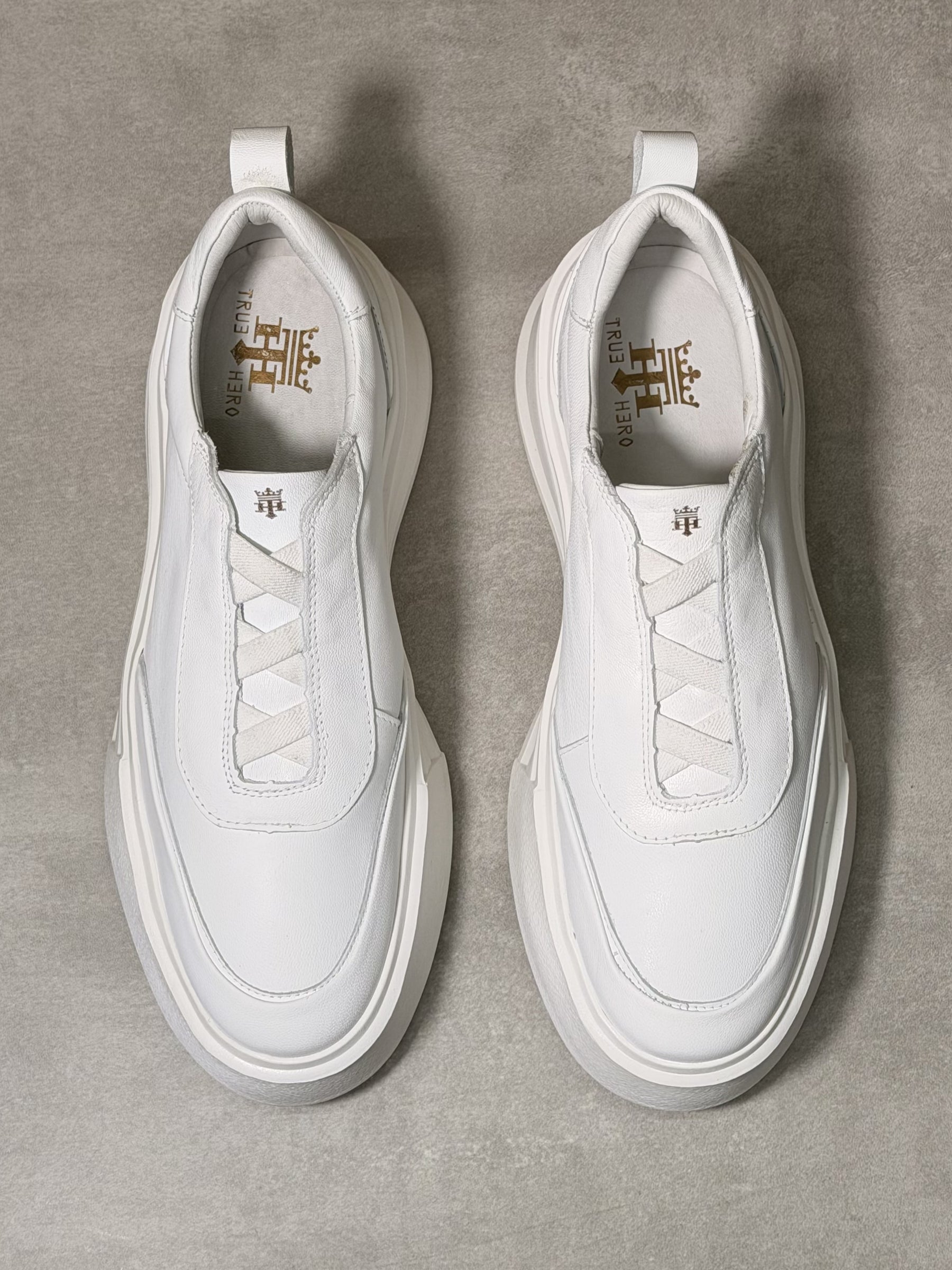 Sneaker Style True Hero