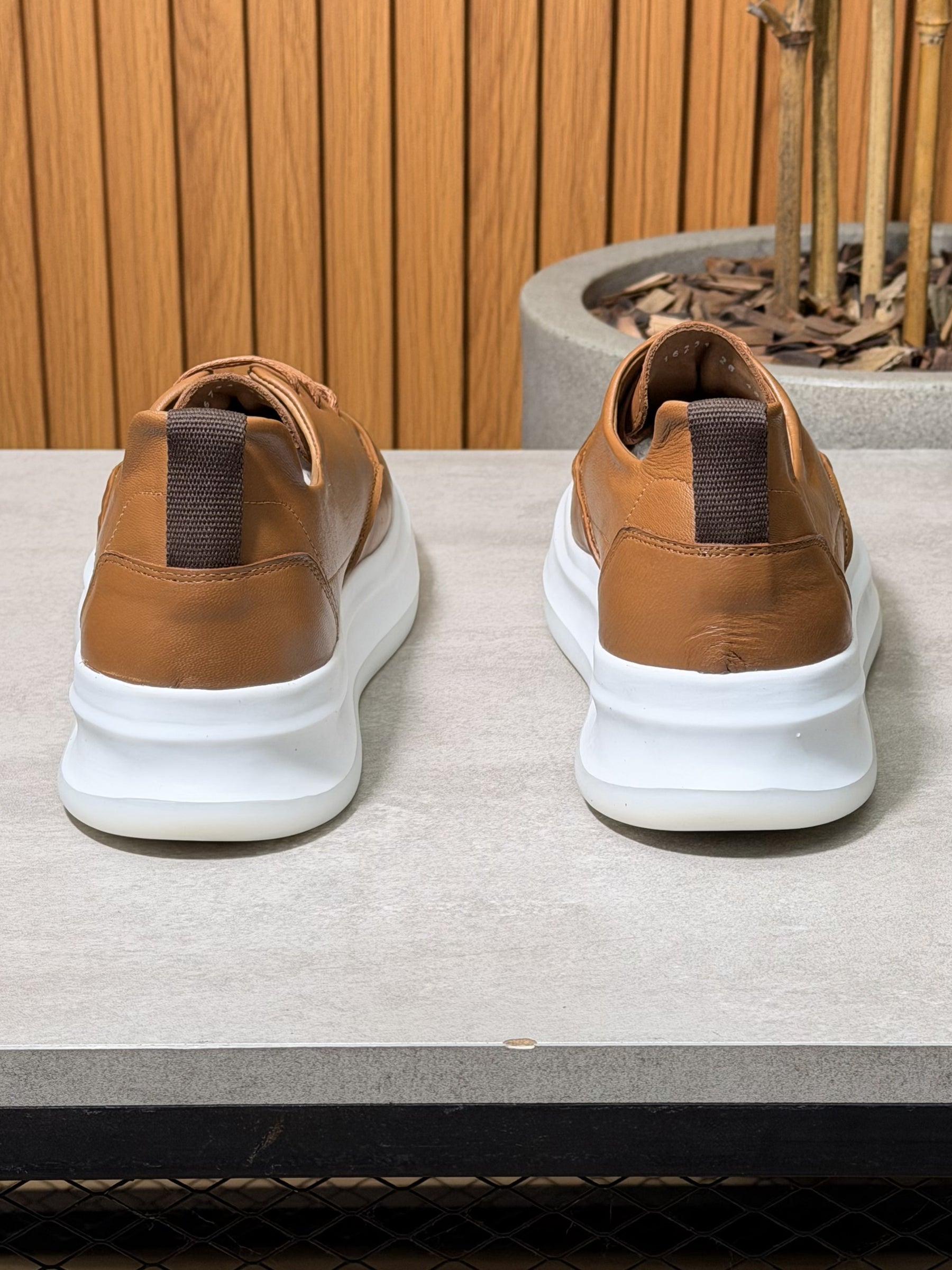 Sneaker Dock True Hero