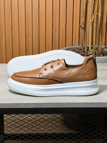 Sneaker Dock True Hero