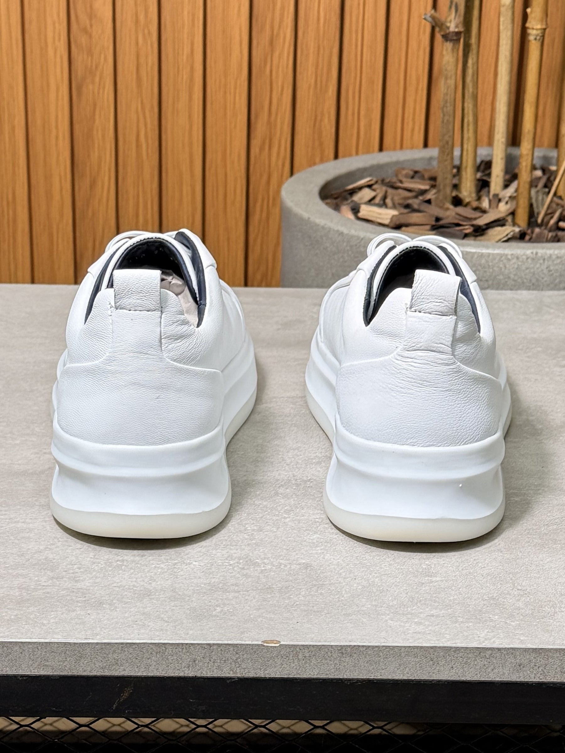 Sneaker Nobel True Hero