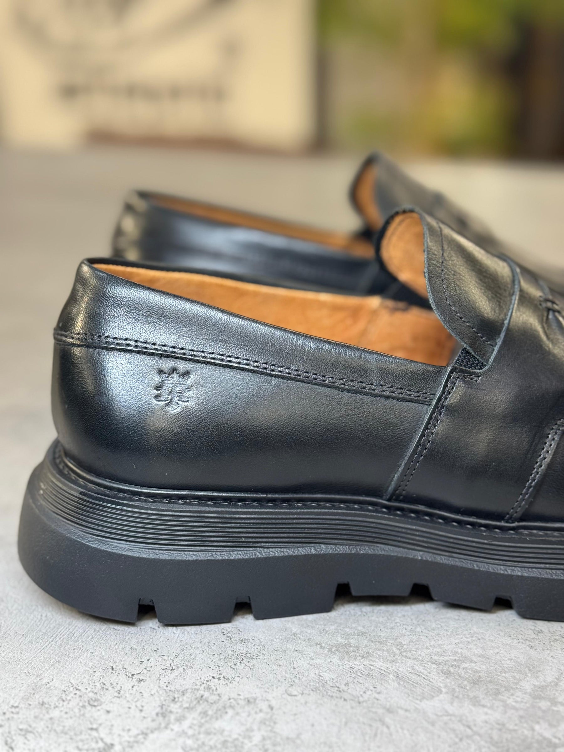 Loafer Extra Light True Hero