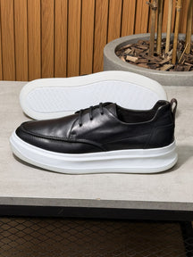 Sneaker Dock True Hero