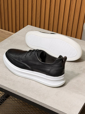 Sneaker Dock True Hero
