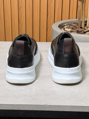 Sneaker Dock True Hero