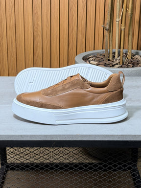 Sneaker Style True Hero