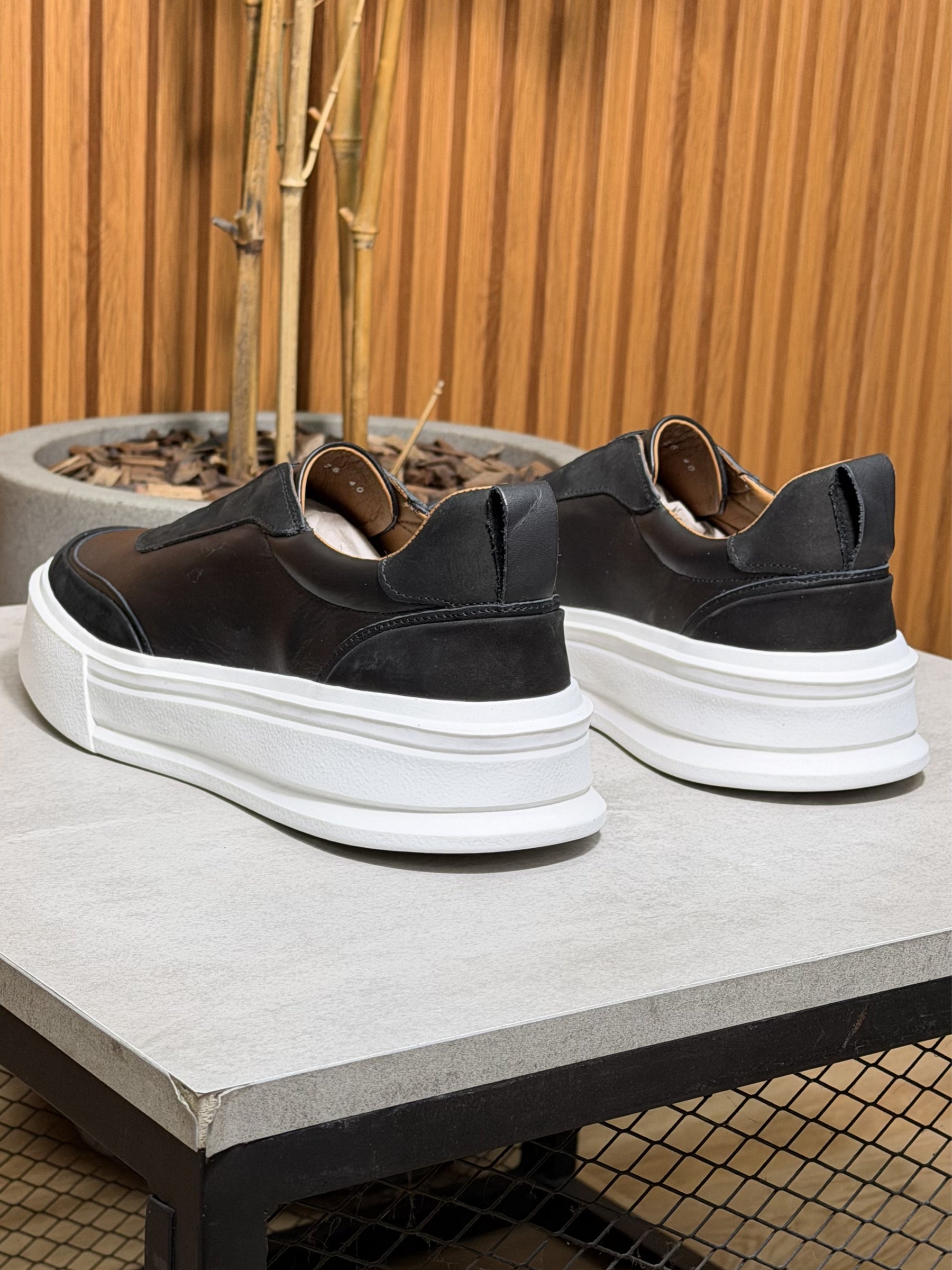 Sneaker Style True Hero