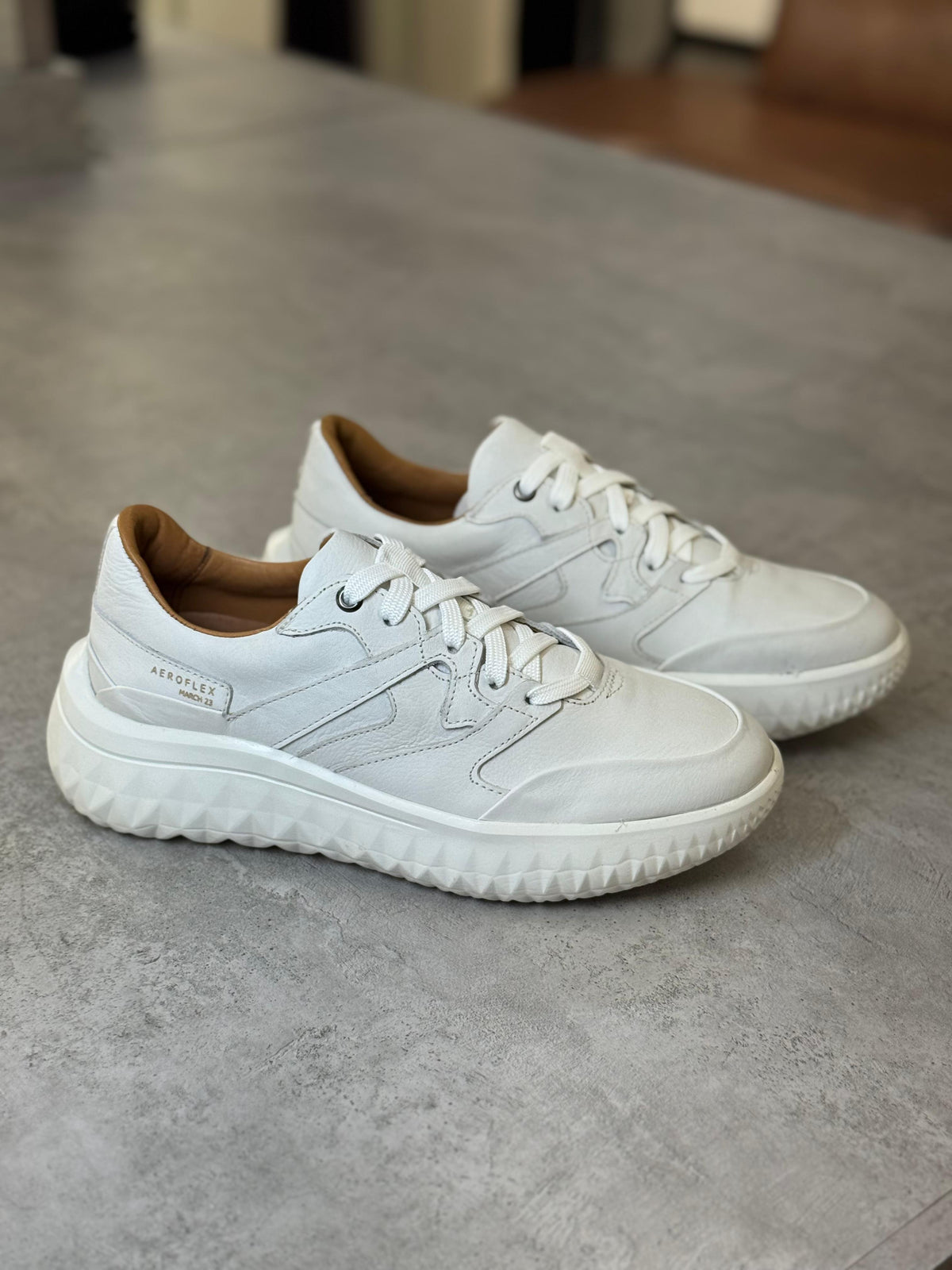 Sneaker Aero Flex True Hero