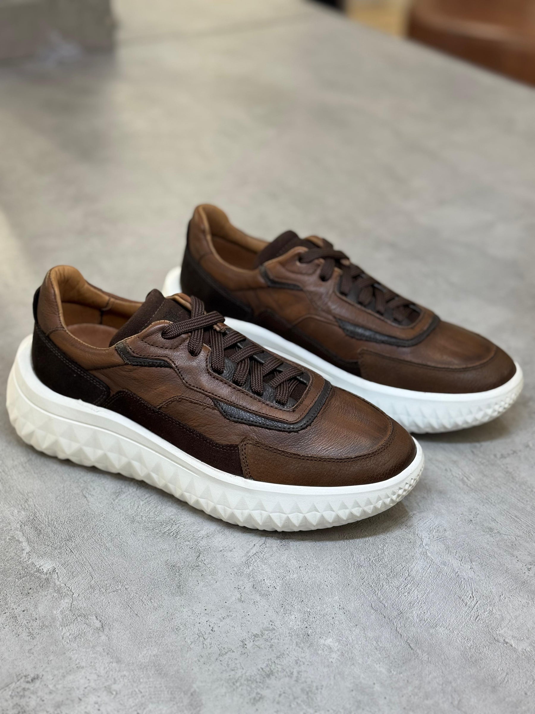 Sneaker Aero Flex True Hero